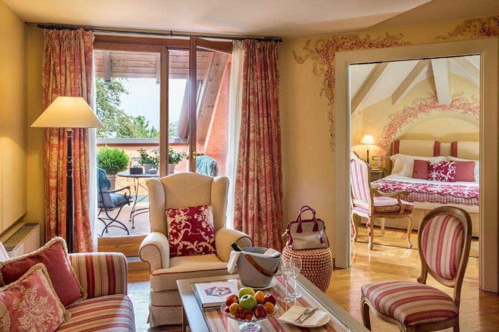 L'Albereta Relais & Chateaux Erbusco Exteriör bild